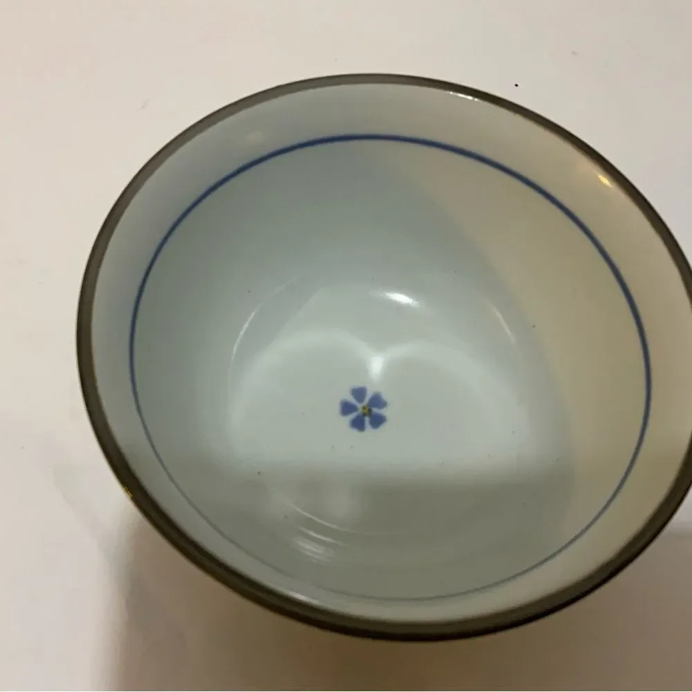 Hanagama  Japanese Ceramics small 5”  Bowl Plum Flowers G11